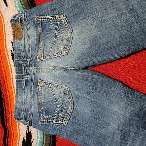 Bke sabrina jeans. Size 28 crops. Inseam 25 - Picture 2 of 3